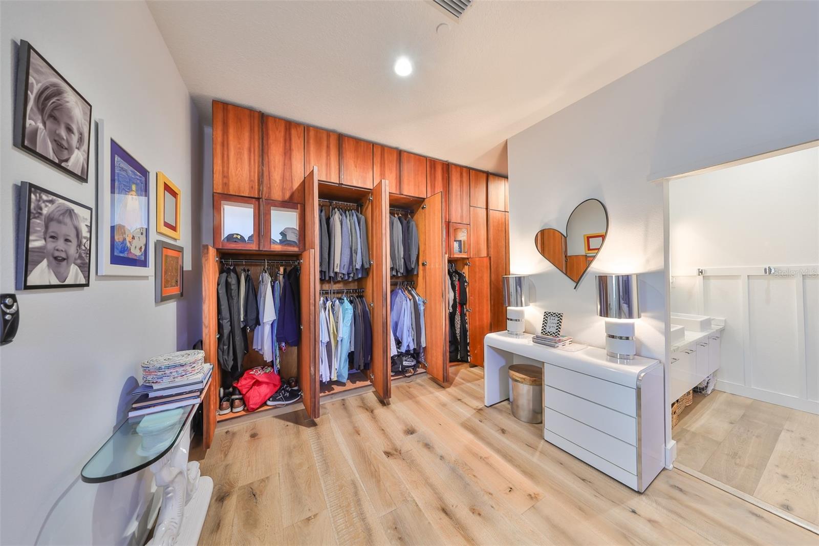 BARCELONA LOFTS - Residential