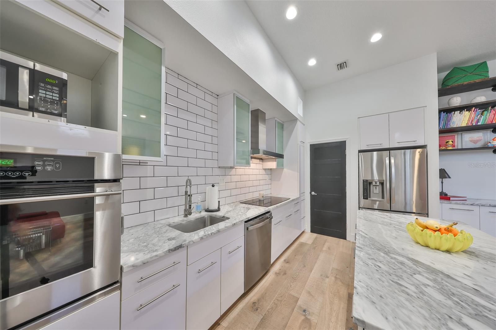 BARCELONA LOFTS - Residential