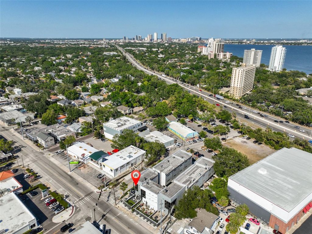 Photo of 3012 W Barcelona Street #7, Tampa, FL 33629 (MLS # TB8466238)