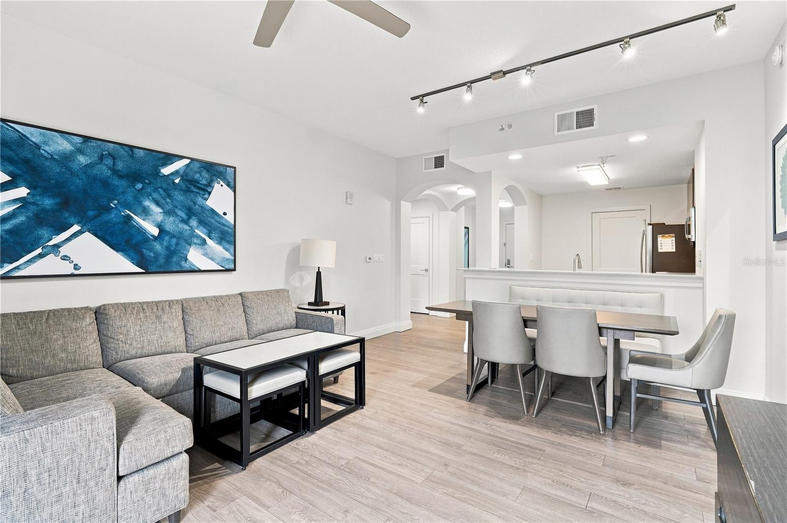 14501 GROVE RESORT AVENUE 3403
