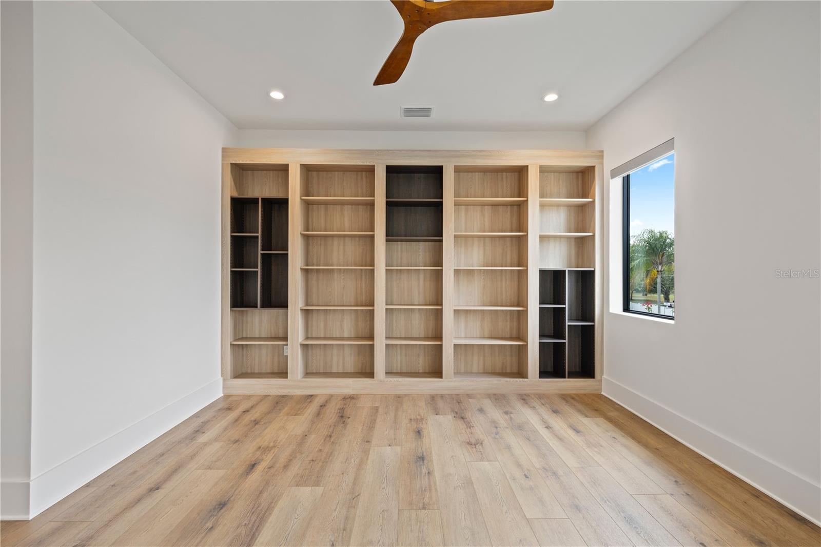 SOUTH CSWY ISLE 3RD ADD - Residential