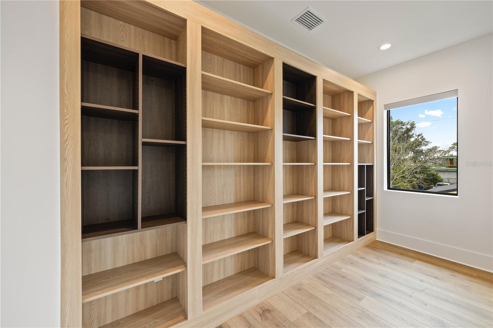 SOUTH CSWY ISLE 3RD ADD - Residential