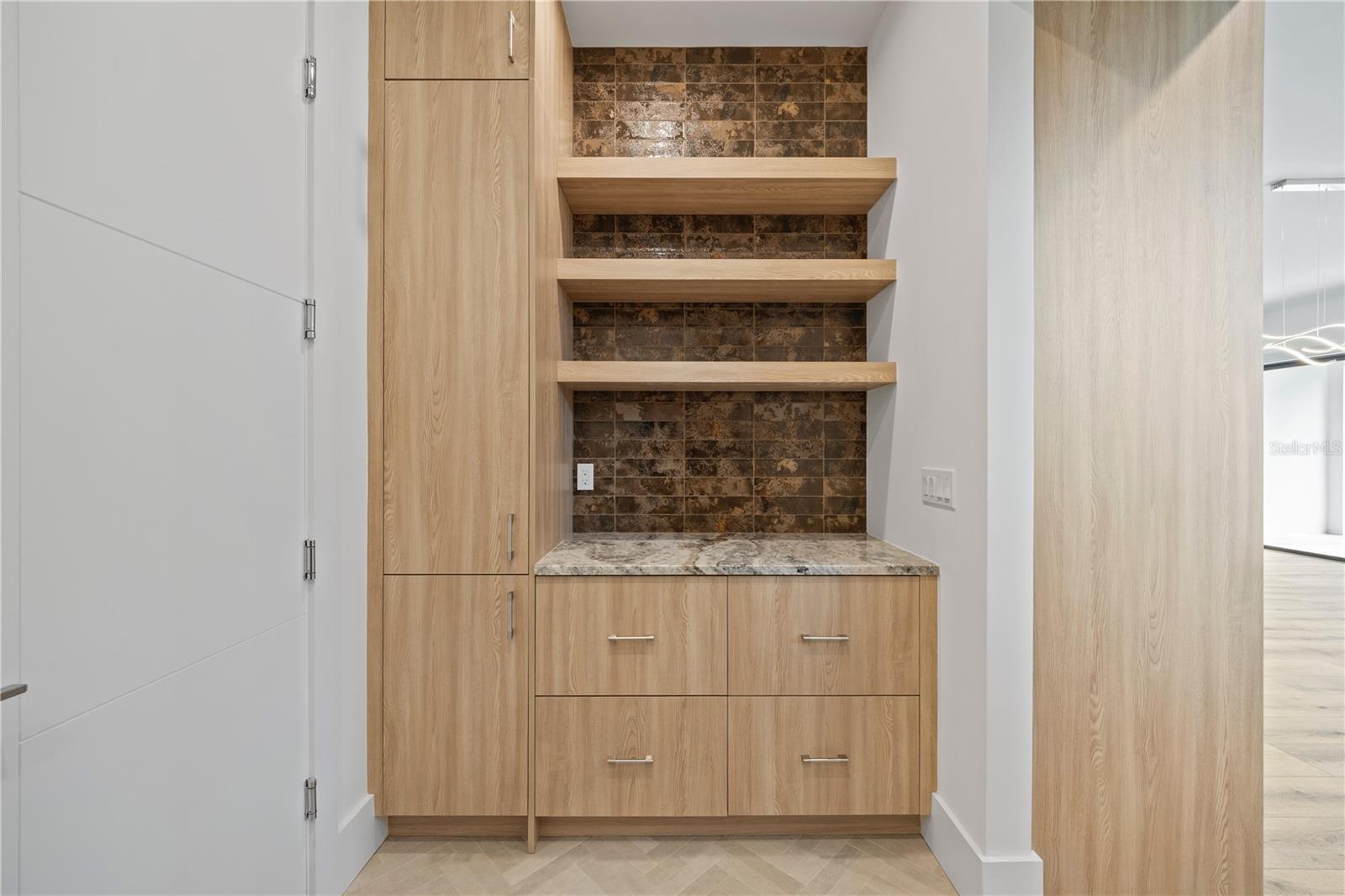 SOUTH CSWY ISLE 3RD ADD - Residential