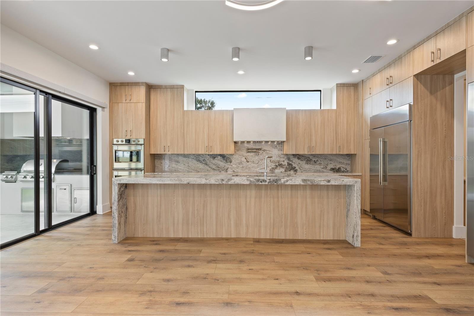 SOUTH CSWY ISLE 3RD ADD - Residential