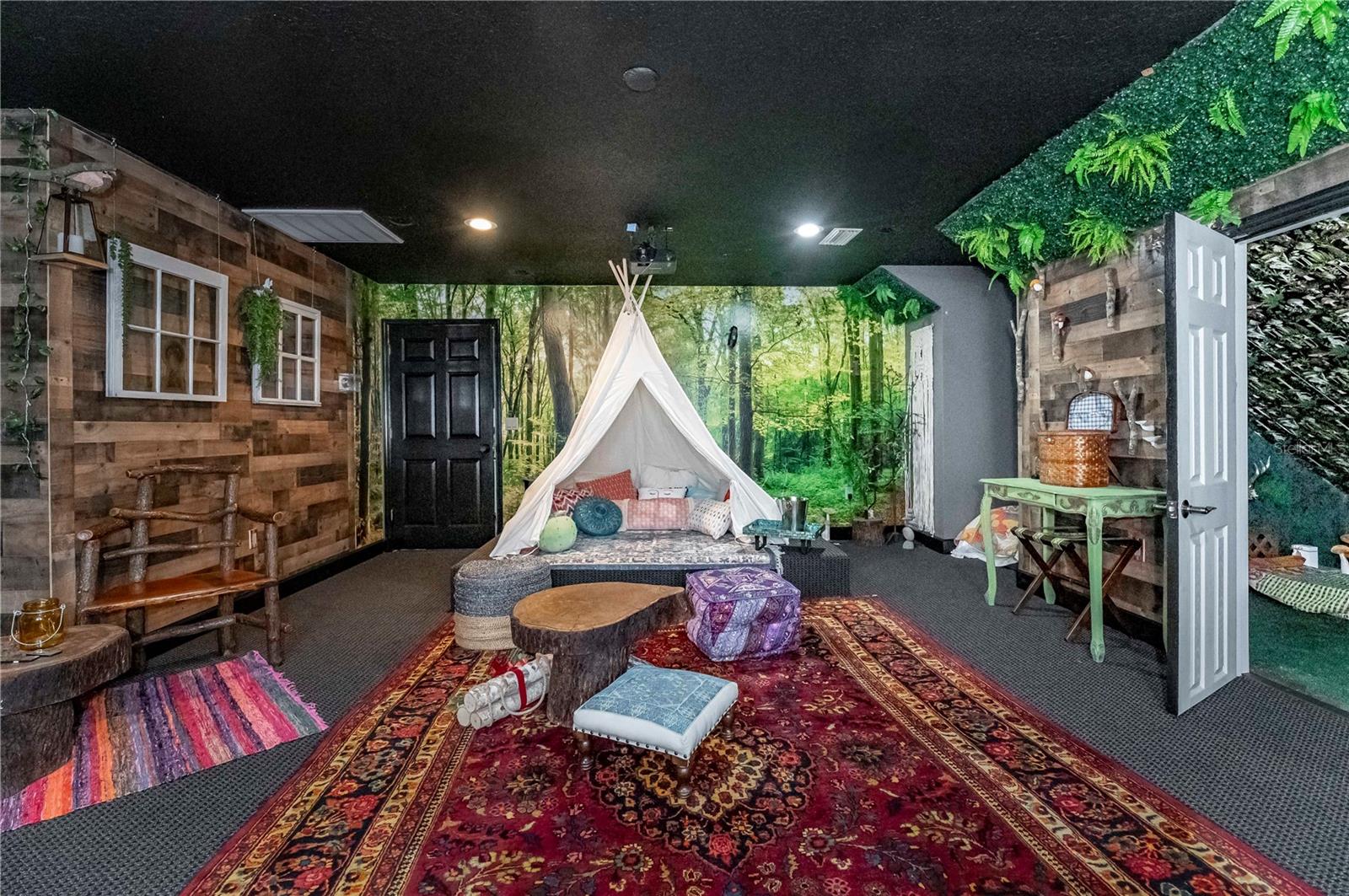 HALLAM & CO SUB - Residential