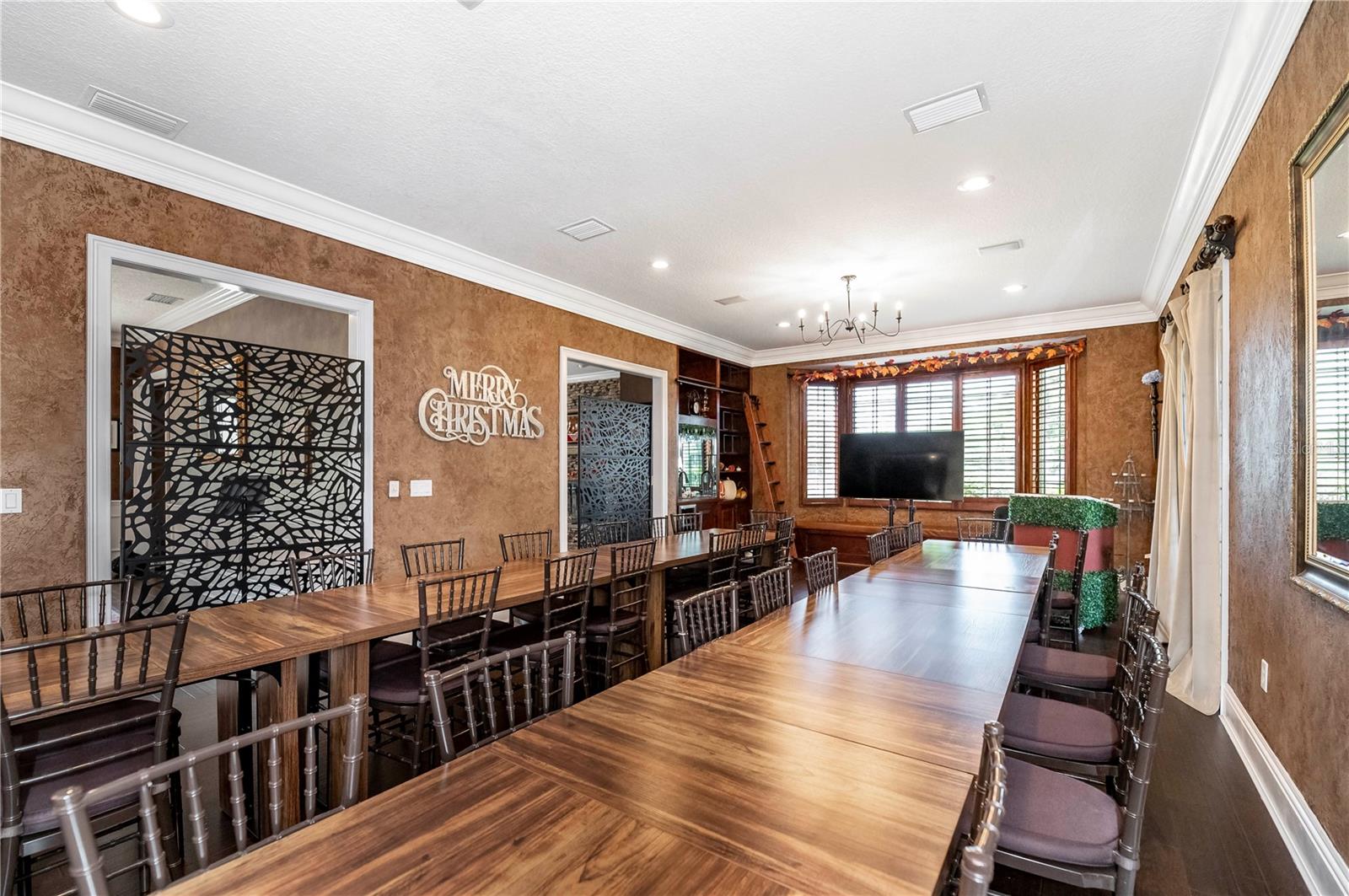 HALLAM & CO SUB - Residential