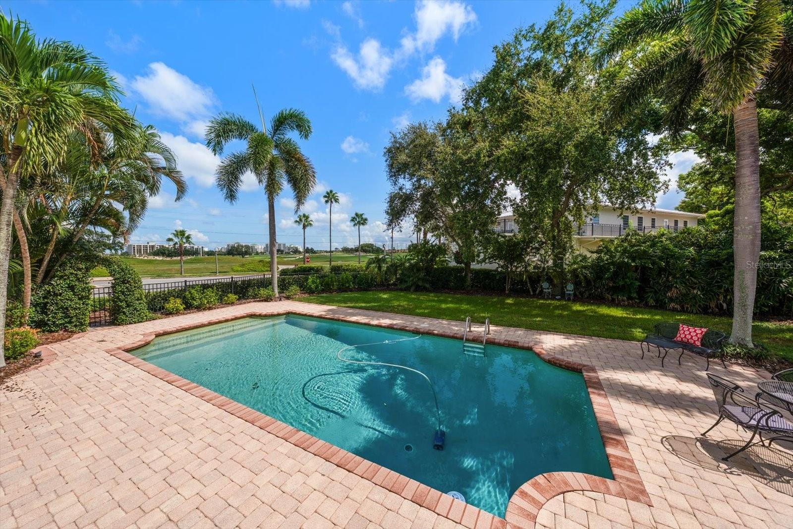 561 PALMETTO ROAD