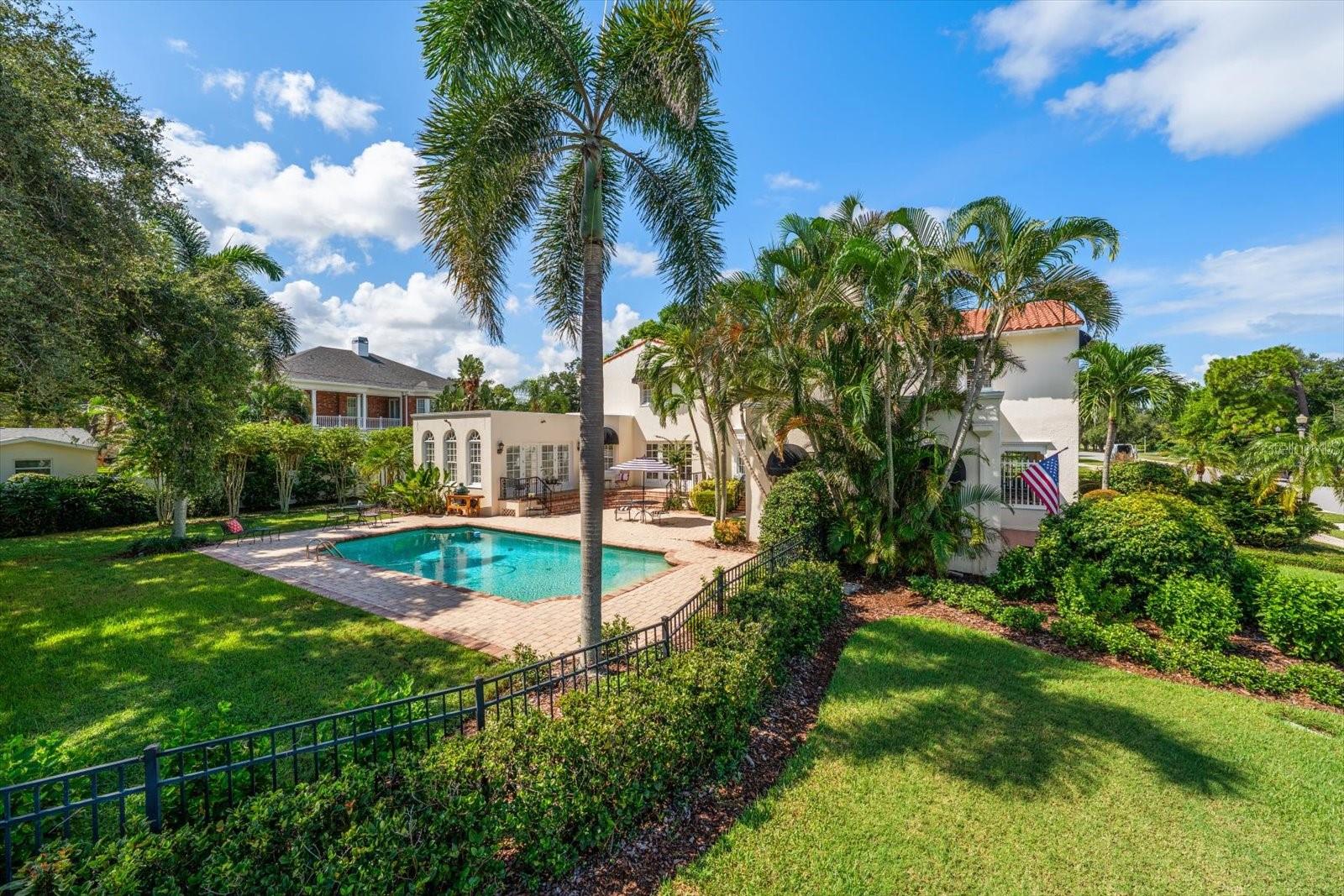 561 PALMETTO ROAD