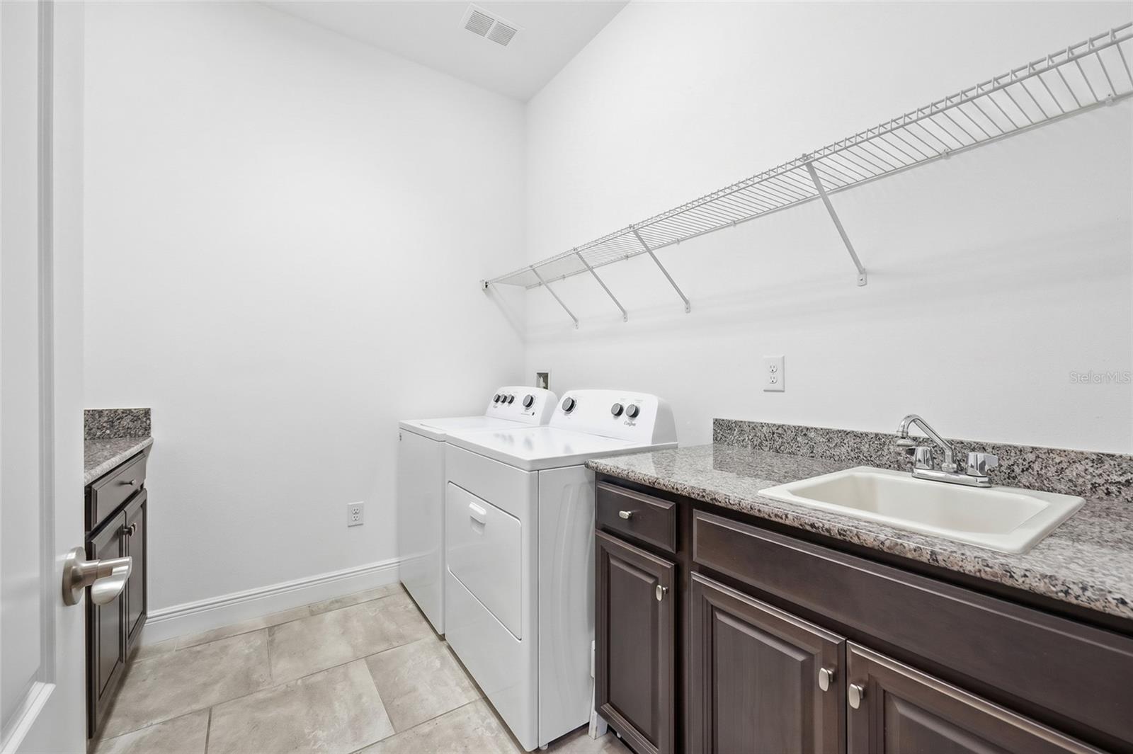 NORTHWEST LAKESIDE GROVES PH 1 - Residential