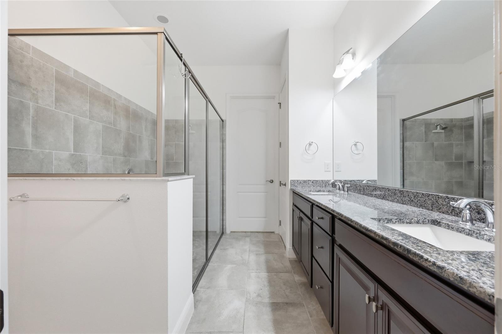 NORTHWEST LAKESIDE GROVES PH 1 - Residential