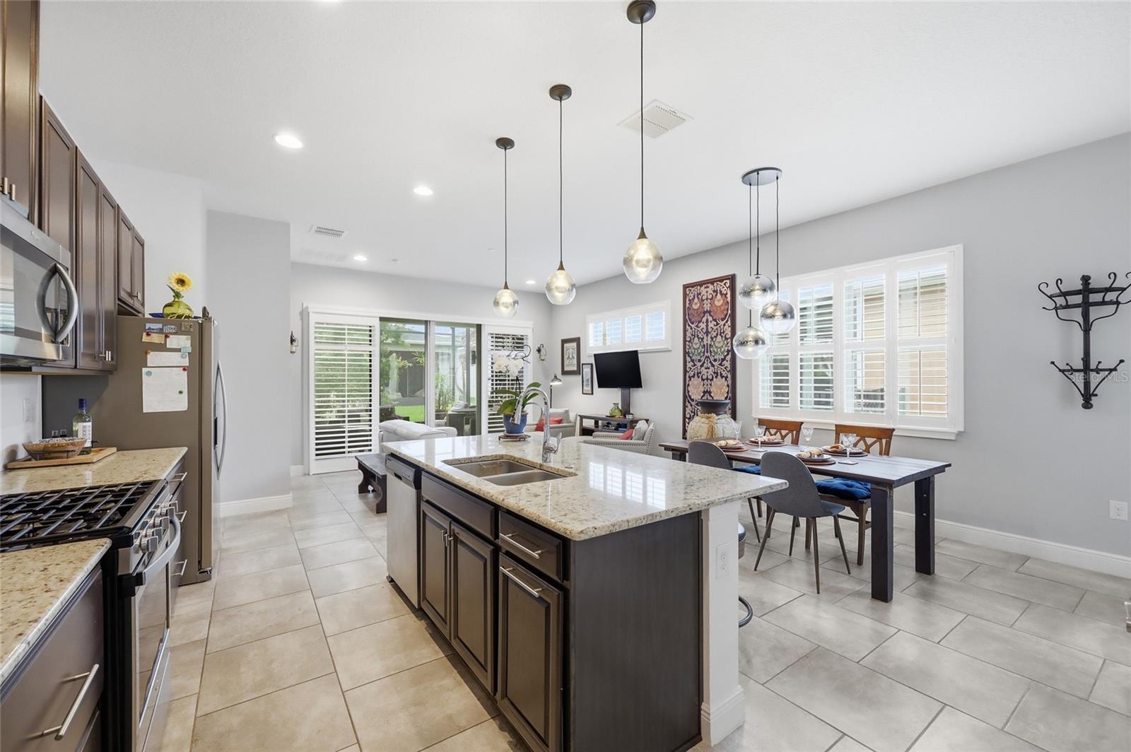 NORTHWEST LAKESIDE GROVES PH 1 - Residential
