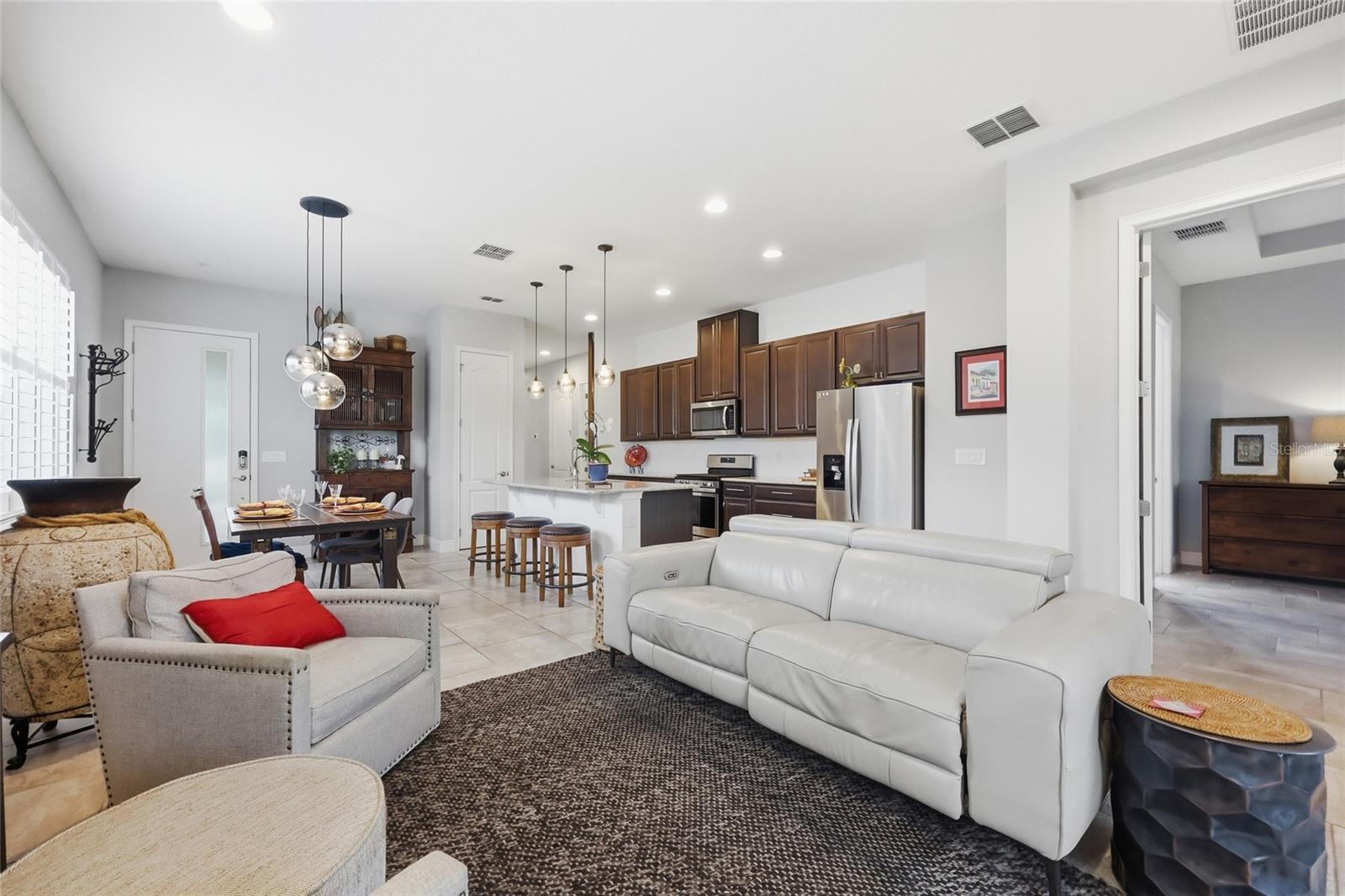 NORTHWEST LAKESIDE GROVES PH 1 - Residential