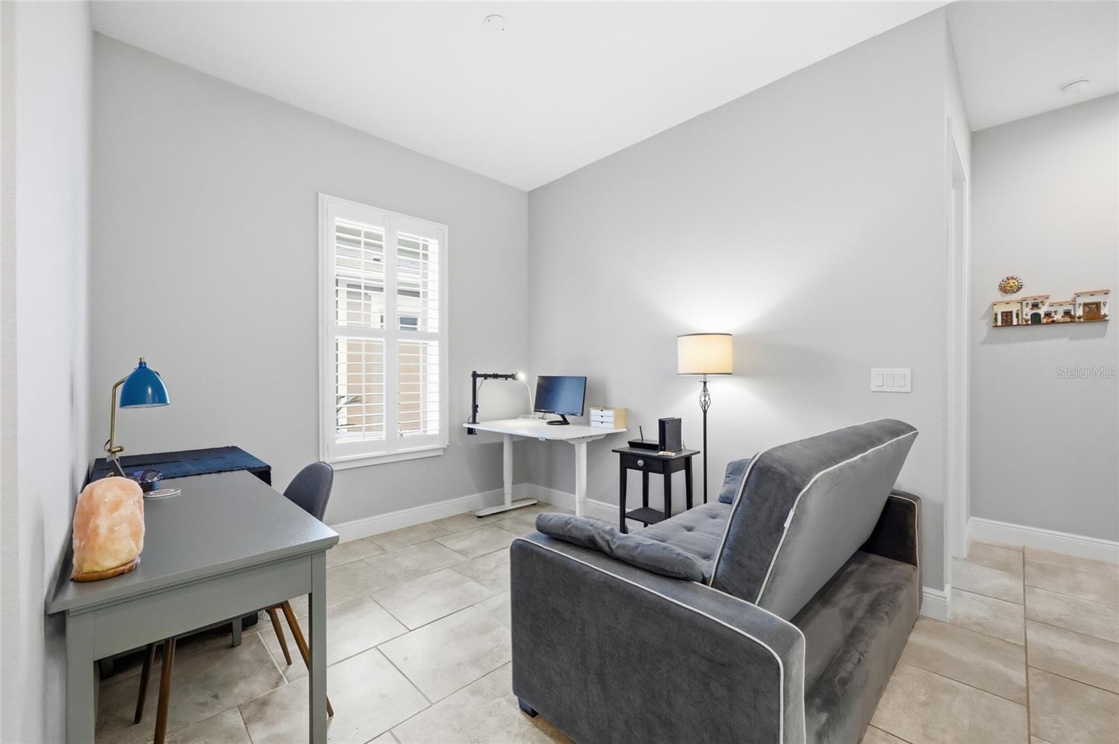 NORTHWEST LAKESIDE GROVES PH 1 - Residential