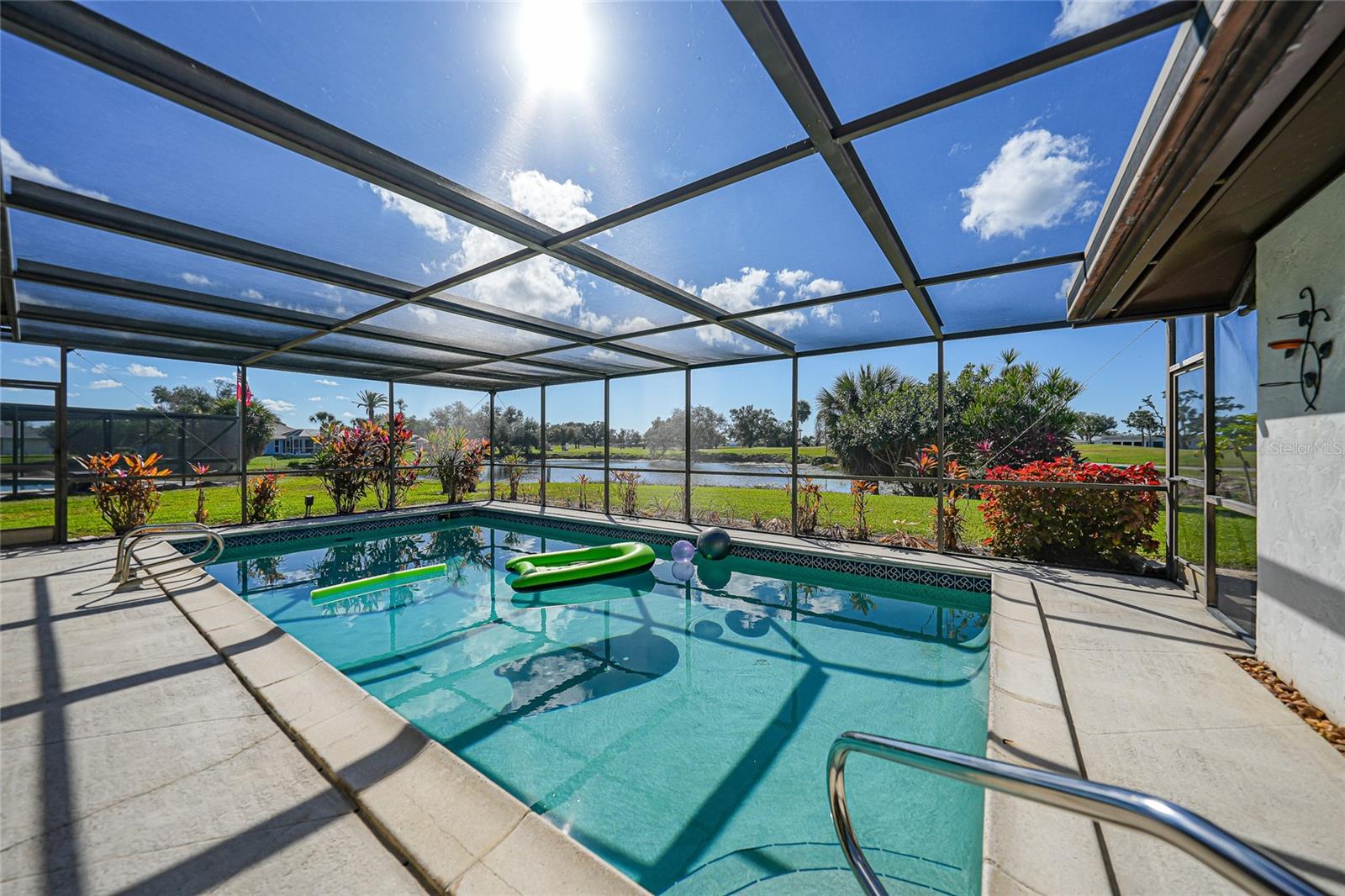 VENICE GARDENS - Residential