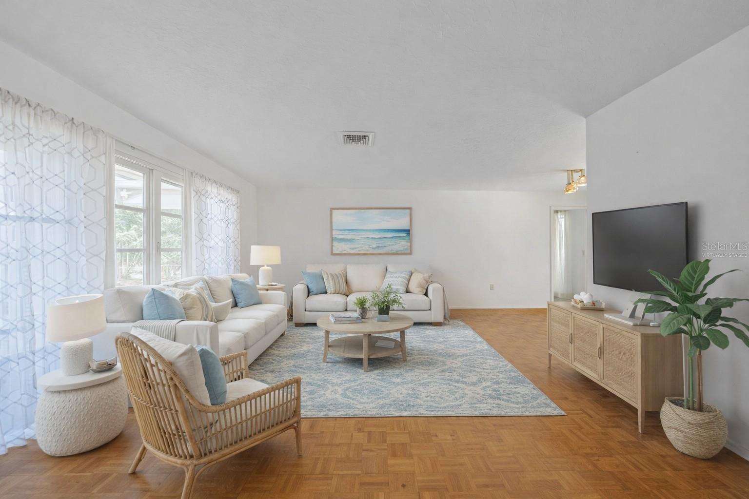 VENICE GARDENS - Residential