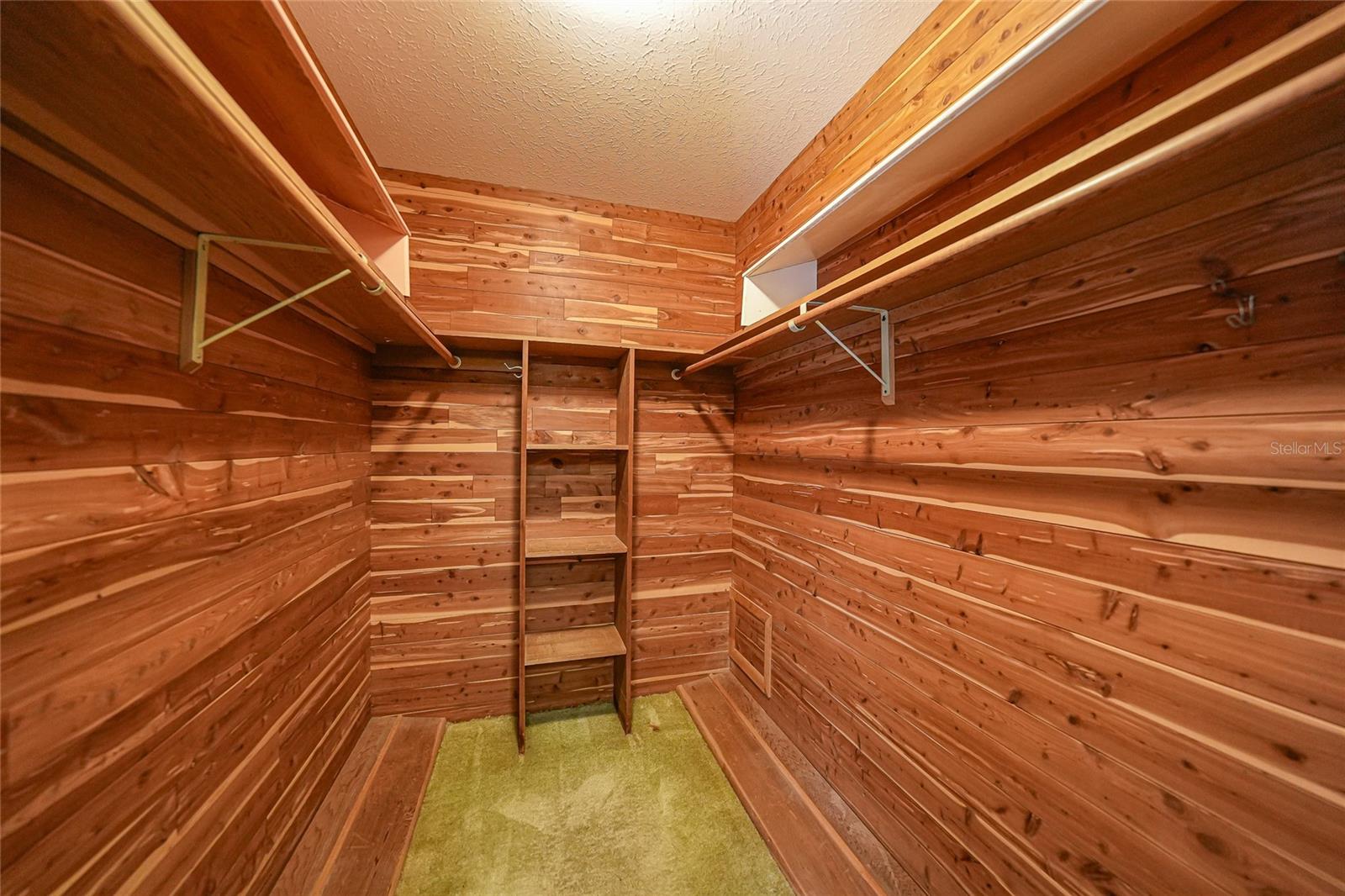 VENICE GARDENS - Residential