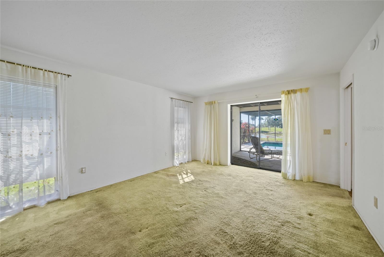 VENICE GARDENS - Residential