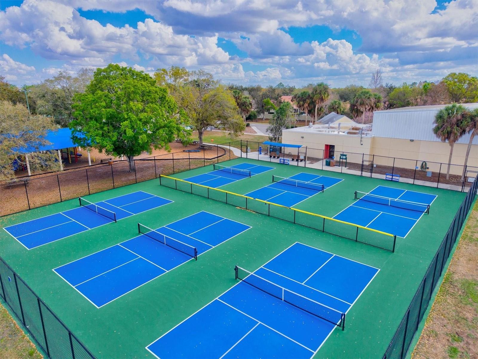 DEL SOL VILLAGE AT LONGWOOD RUN PH 02 - Residential