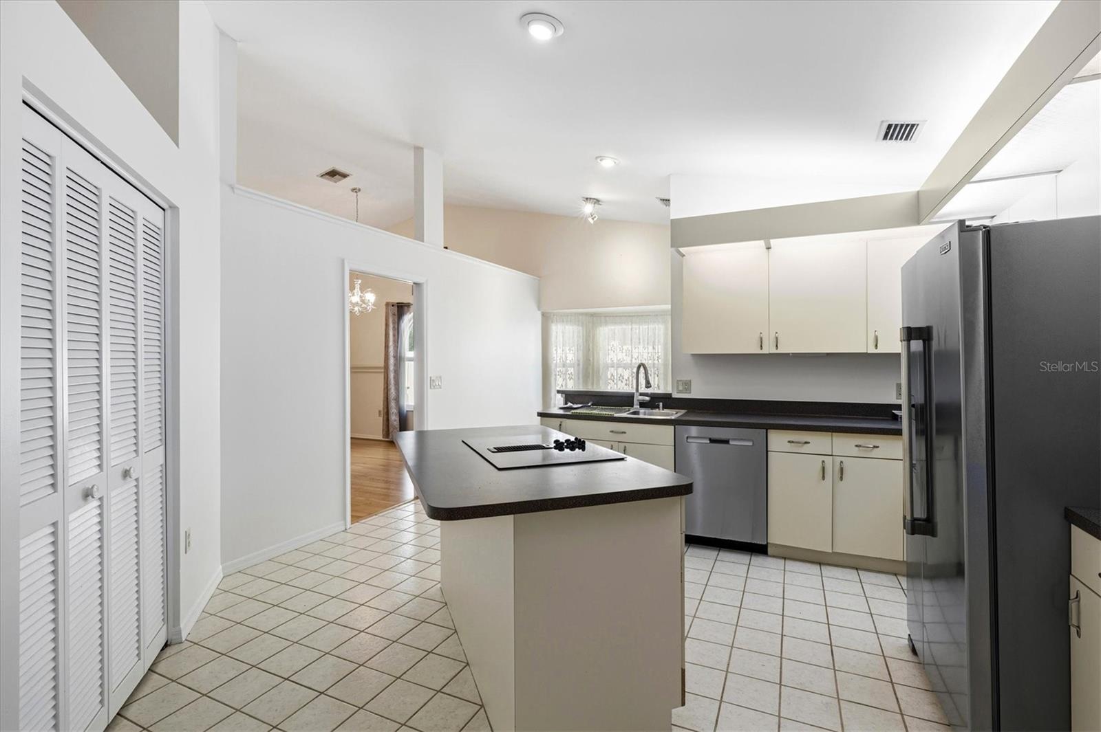 DEL SOL VILLAGE AT LONGWOOD RUN PH 02 - Residential