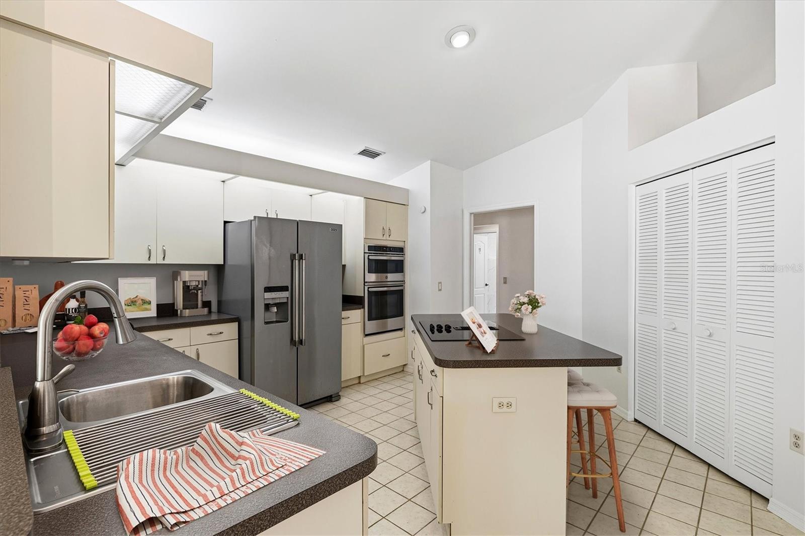 DEL SOL VILLAGE AT LONGWOOD RUN PH 02 - Residential