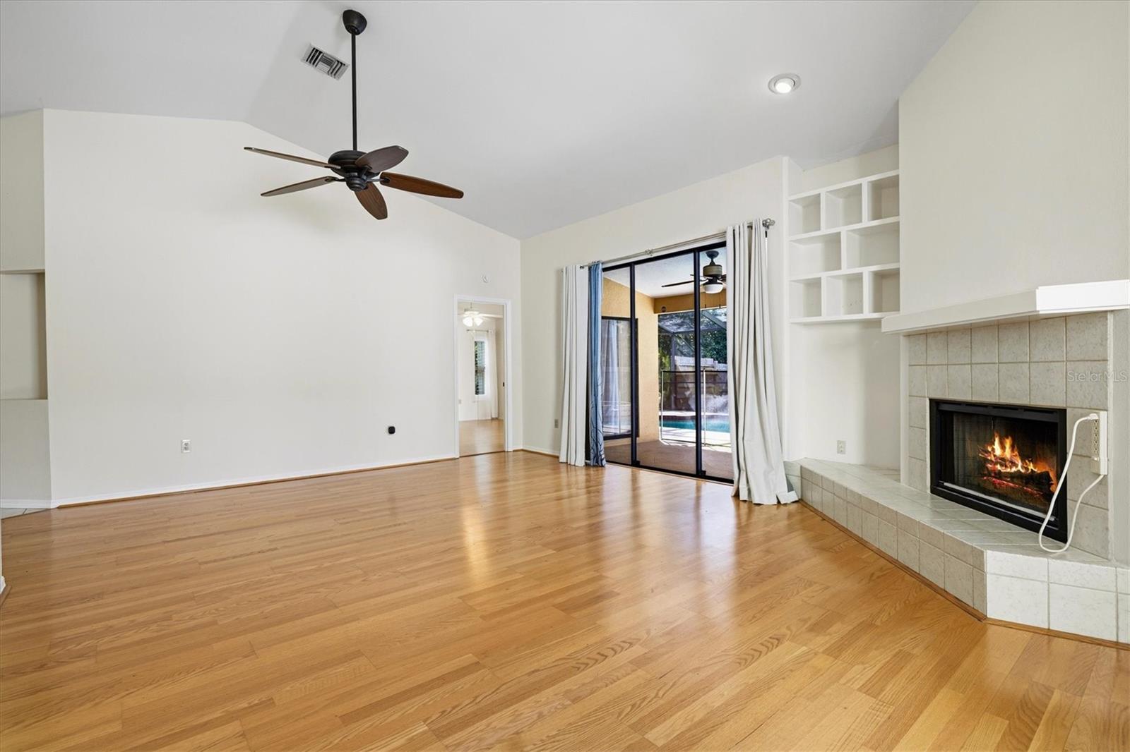 DEL SOL VILLAGE AT LONGWOOD RUN PH 02 - Residential