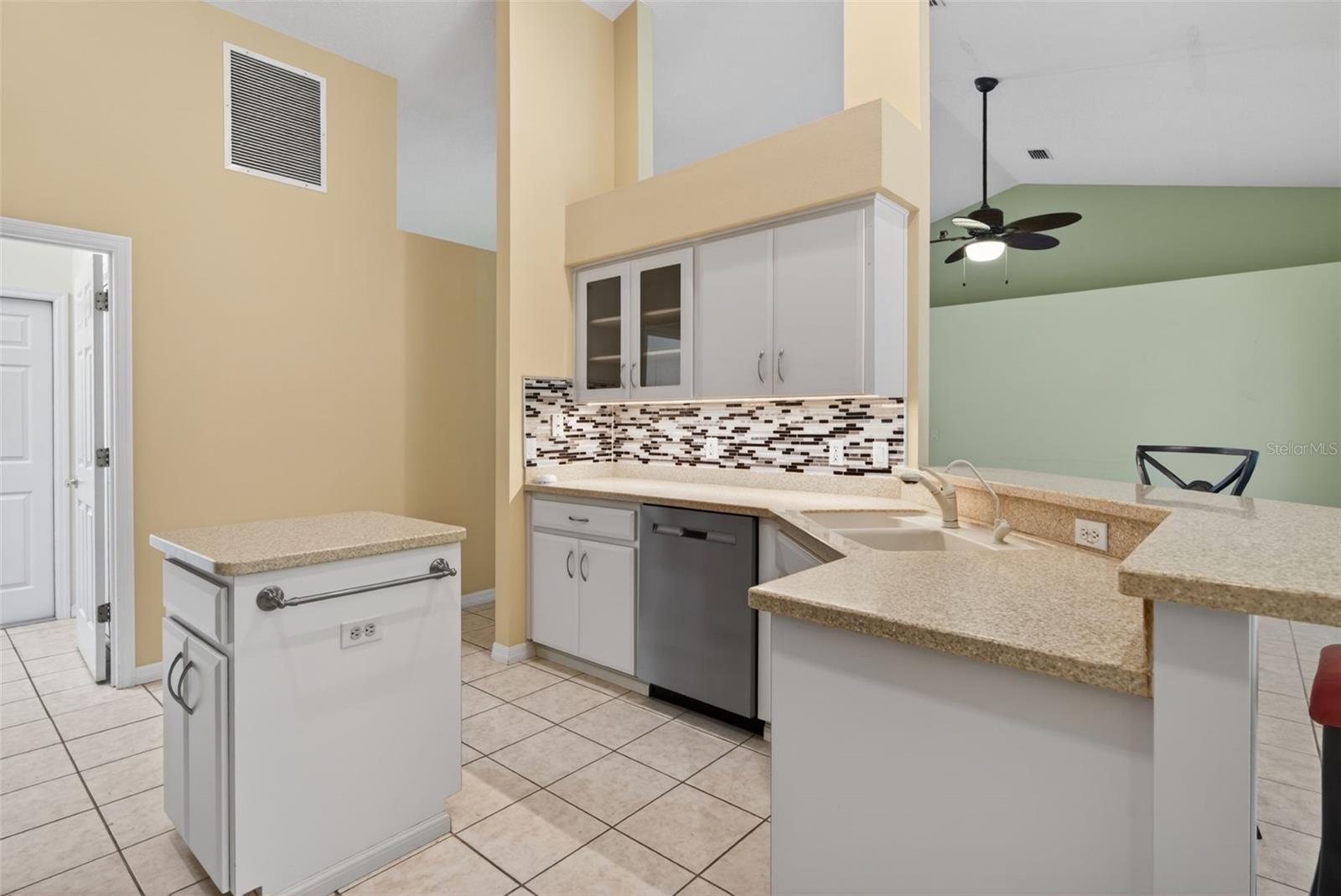 FAIRVIEW ESTATES - Residential