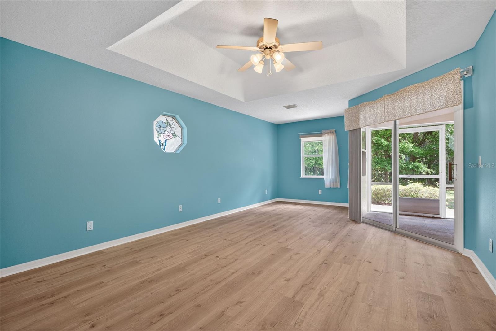 FAIRVIEW ESTATES - Residential