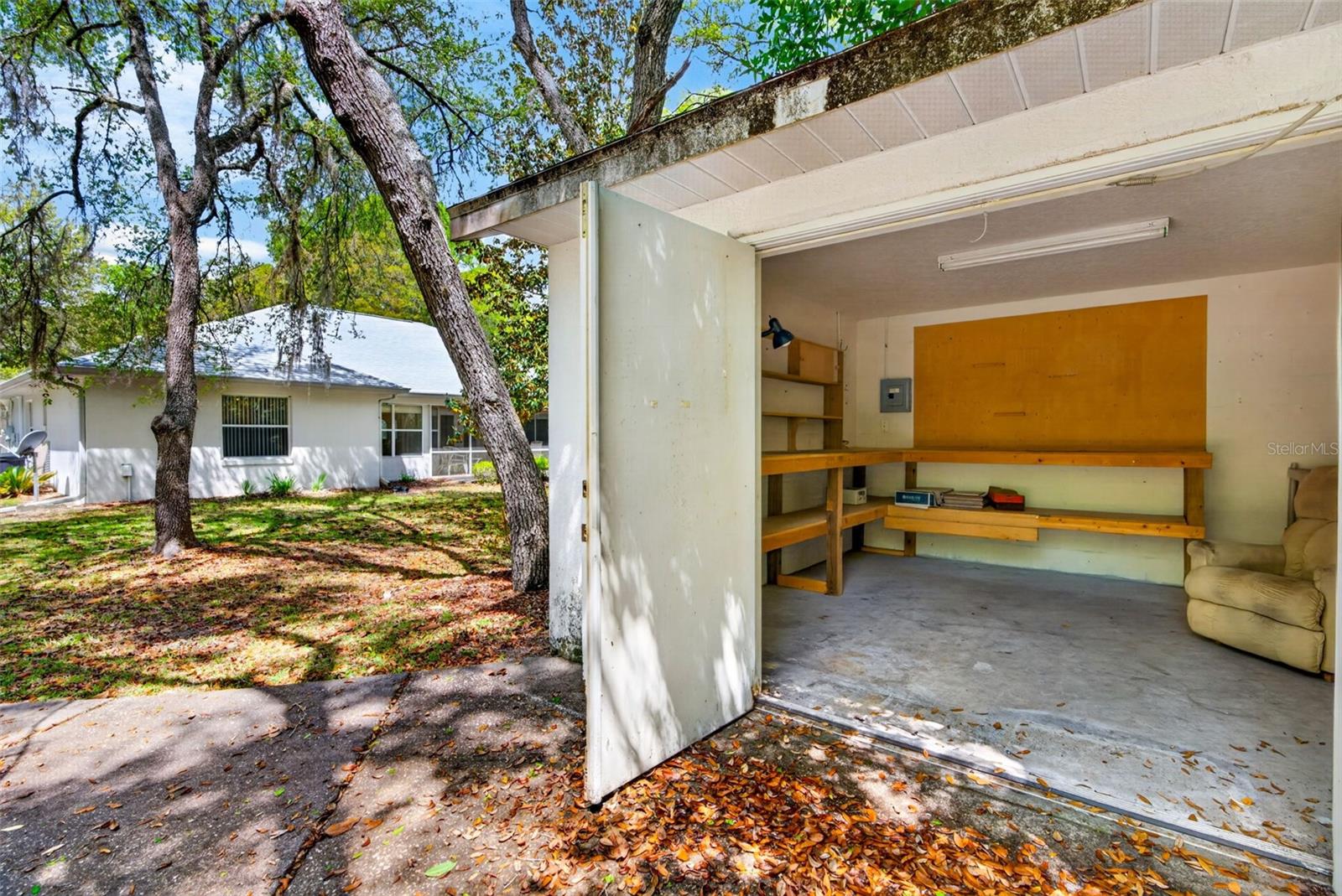 FAIRVIEW ESTATES - Residential