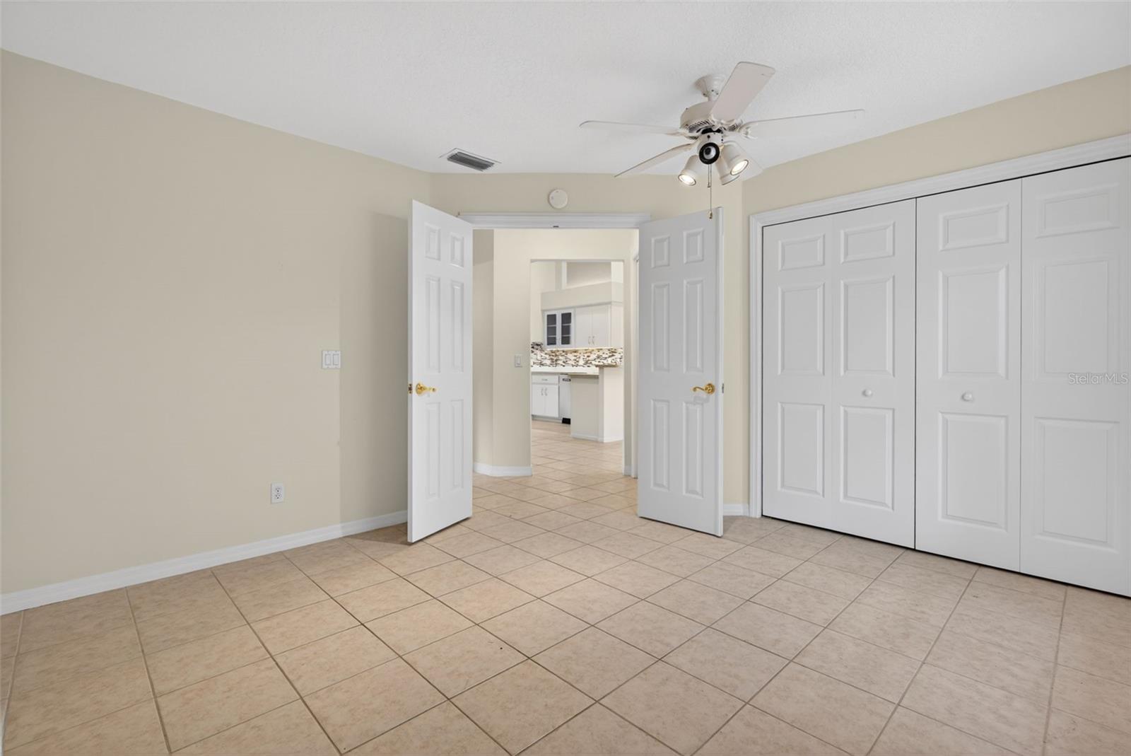 FAIRVIEW ESTATES - Residential