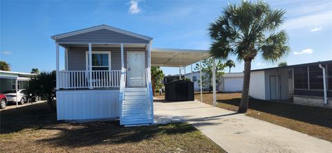 Photo of 105 W Saint Johns Way, Apollo Beach, FL 33572 (MLS # TB8461000)