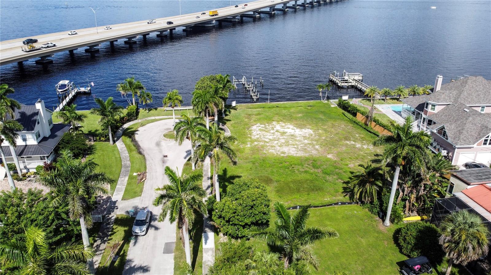 1301 RIO VISTA AVENUE