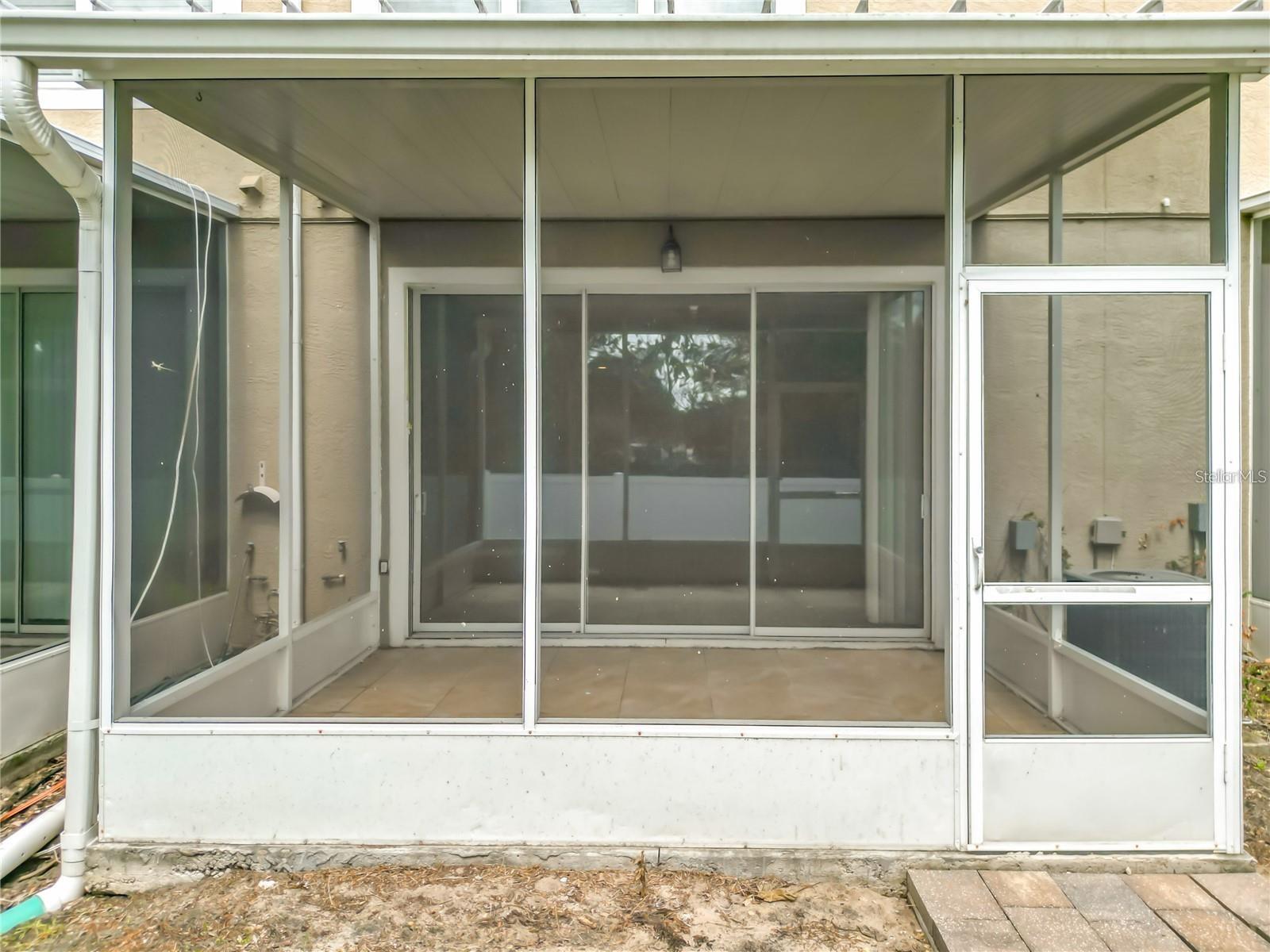 WYNCHASE TWNHMS - Residential