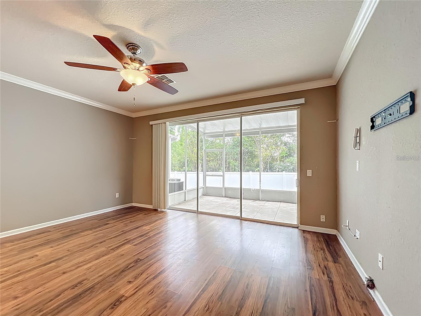 WYNCHASE TWNHMS - Residential