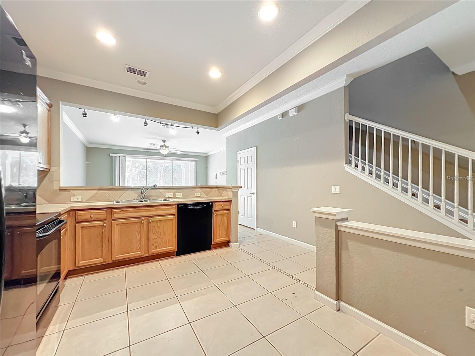 WYNCHASE TWNHMS - Residential