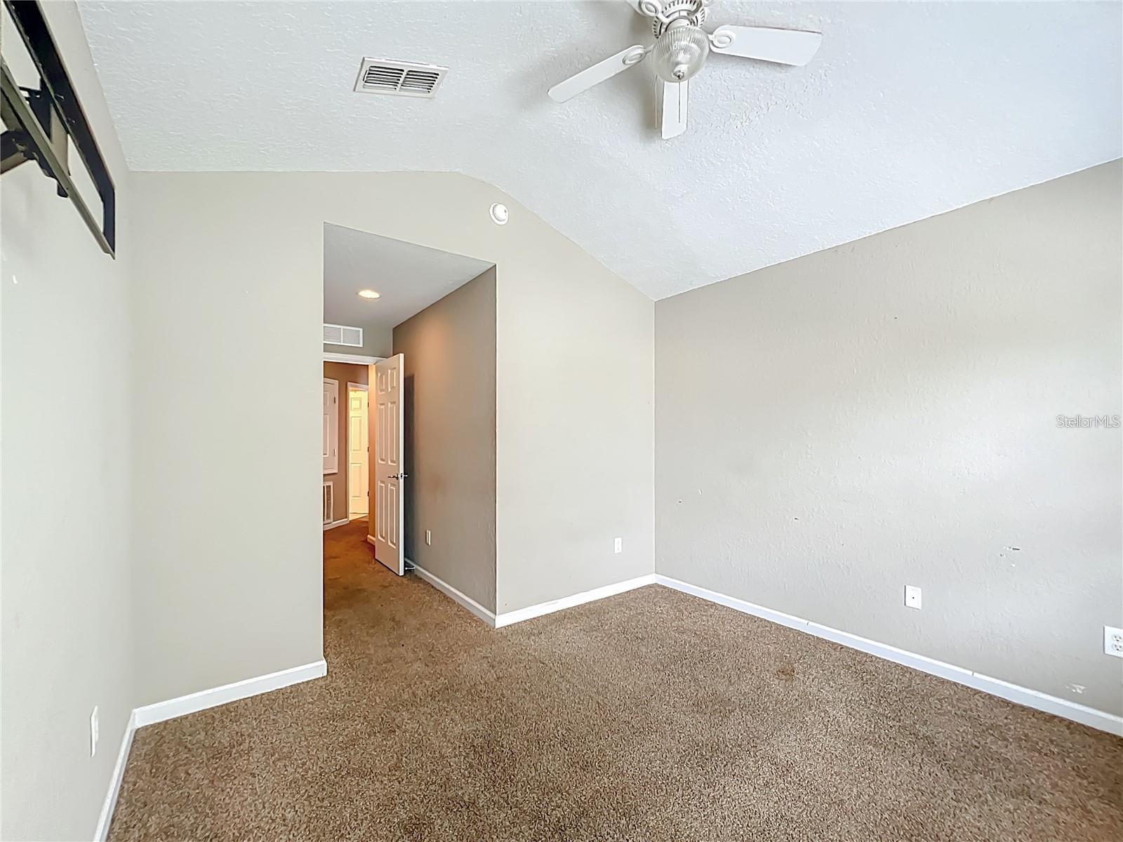 WYNCHASE TWNHMS - Residential