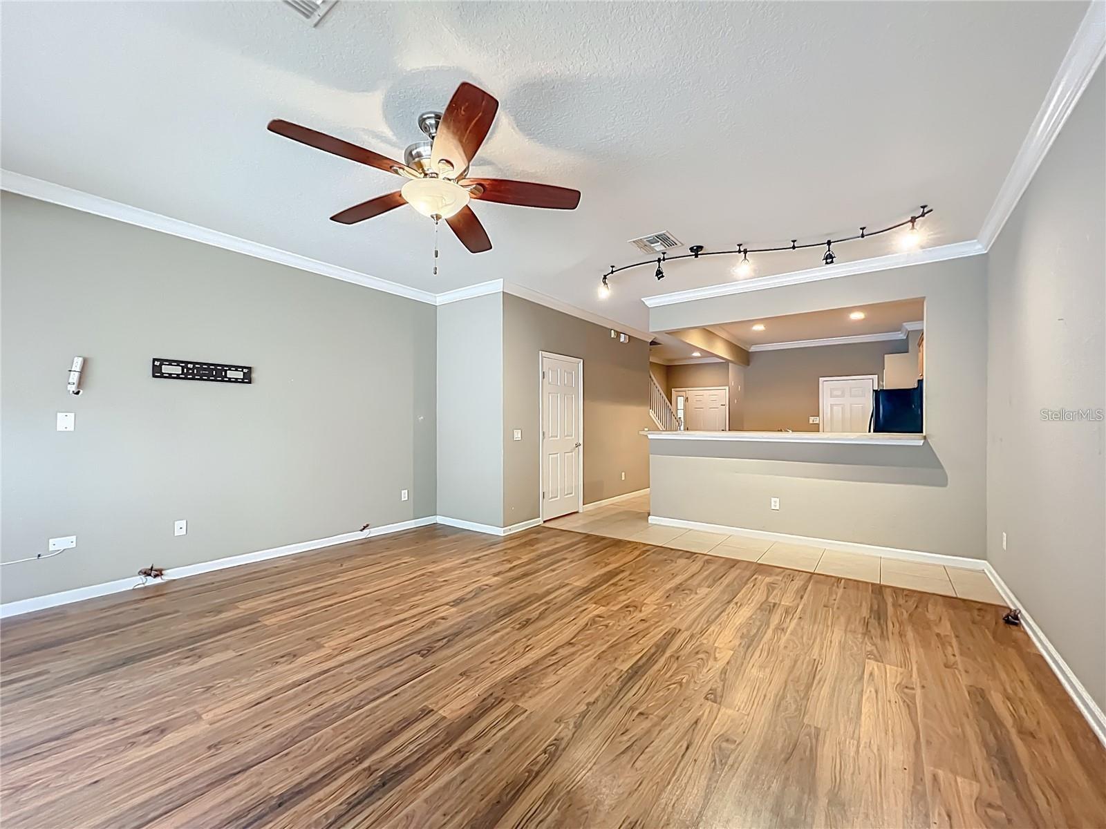 WYNCHASE TWNHMS - Residential