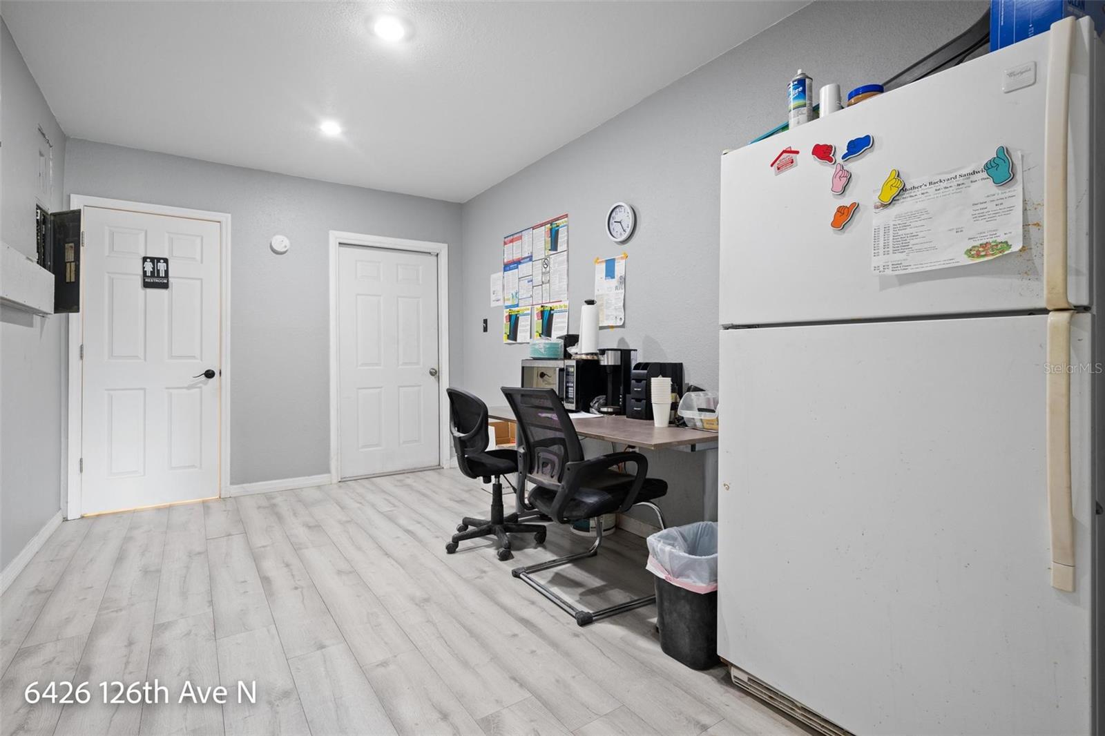 POTTERFIELD MINIATURE FARMS - Commercial Sale