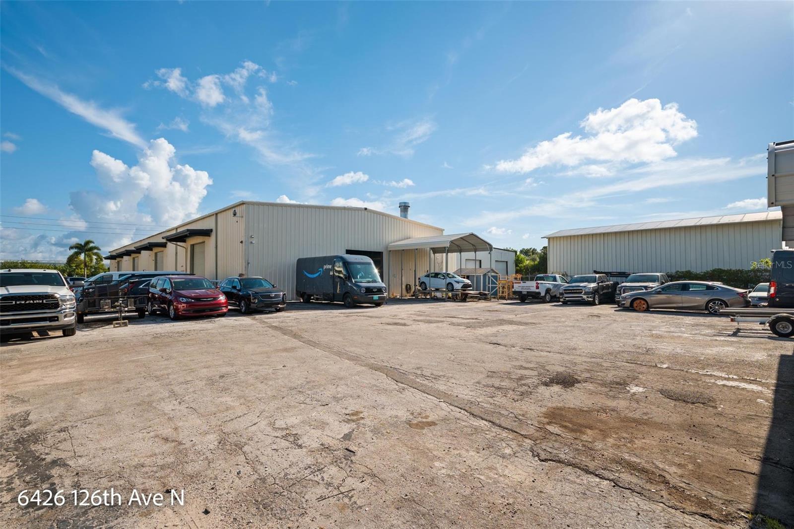 POTTERFIELD MINIATURE FARMS - Commercial Sale