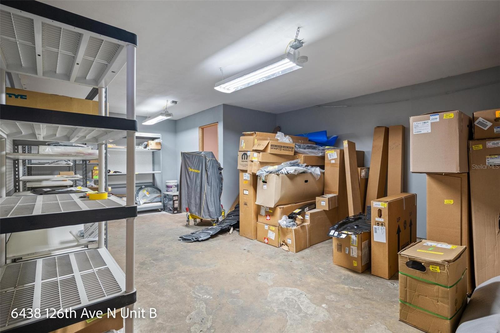 POTTERFIELD MINIATURE FARMS - Commercial Sale