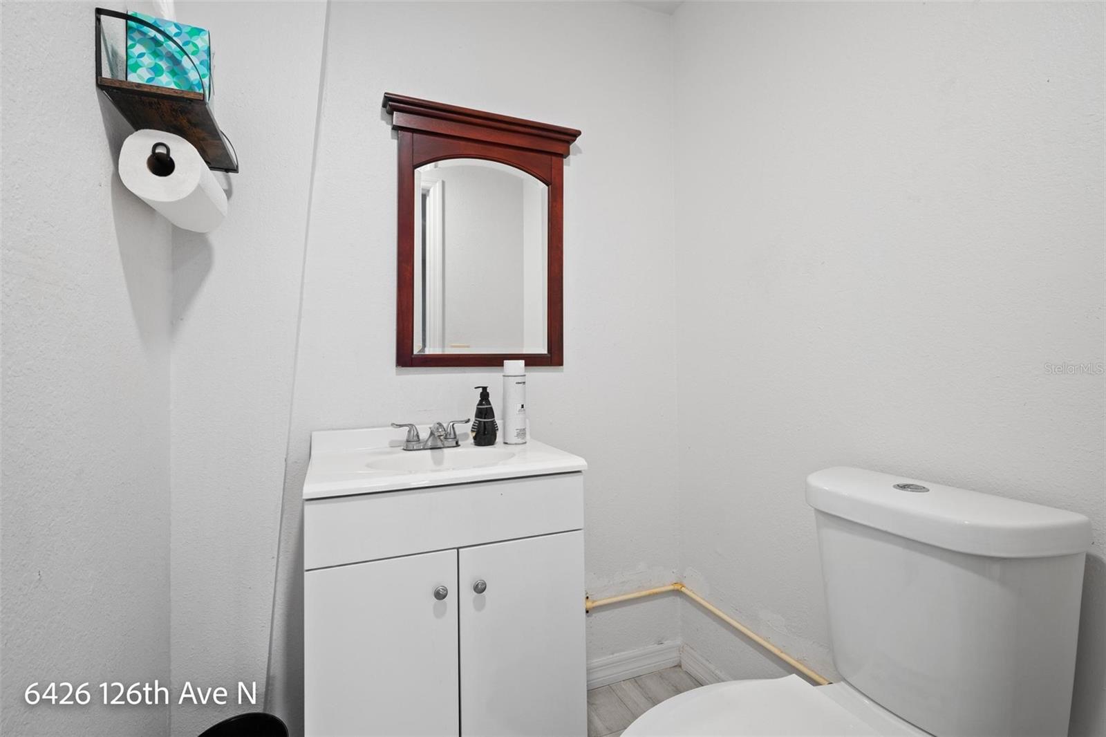 POTTERFIELD MINIATURE FARMS - Commercial Sale