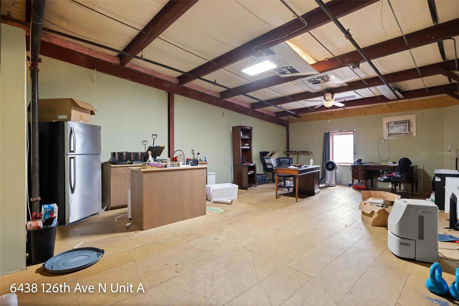 POTTERFIELD MINIATURE FARMS - Commercial Sale