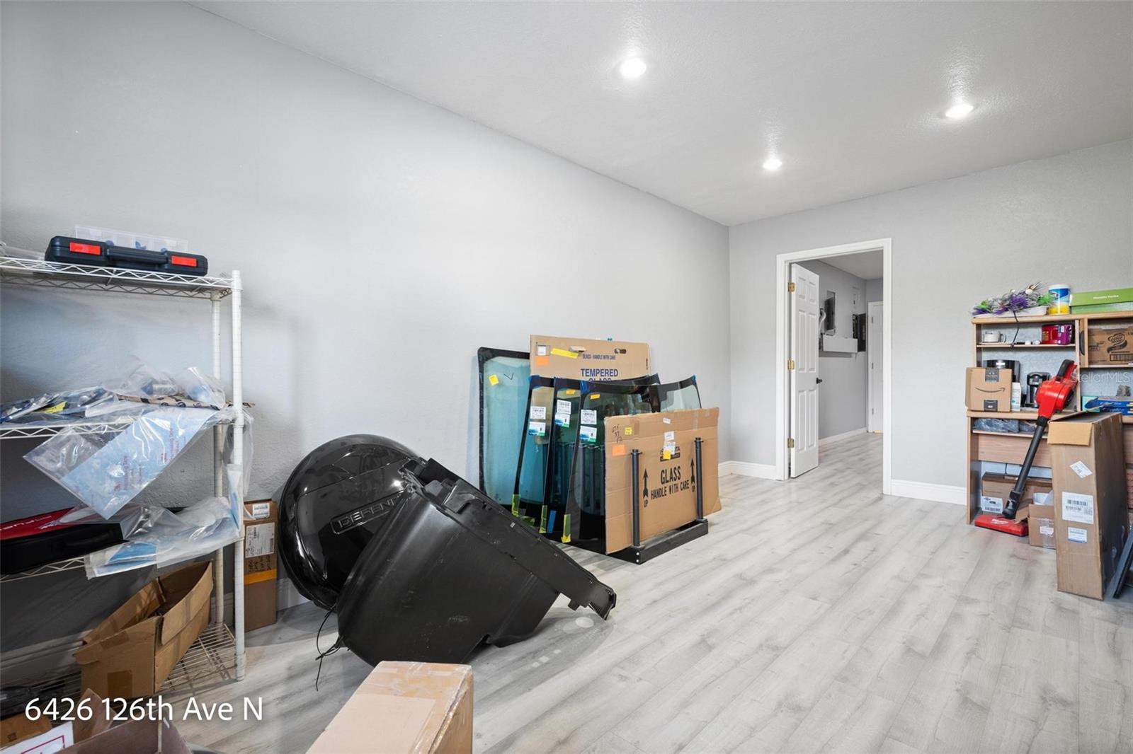 POTTERFIELD MINIATURE FARMS - Commercial Sale