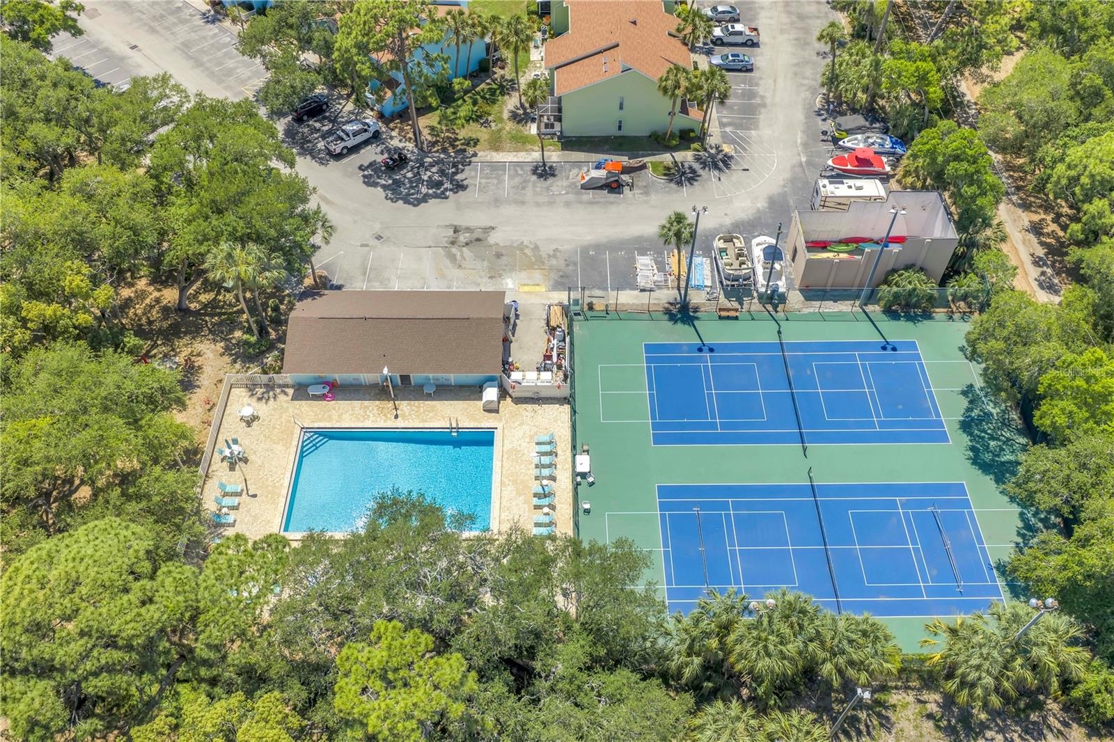 BERMUDA BAY BEACH CONDO - Residential