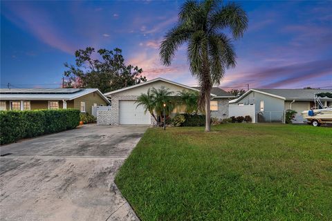 Photo of 5635 20th Avenue N, St Petersburg, FL 33710 (MLS # TB8415818)