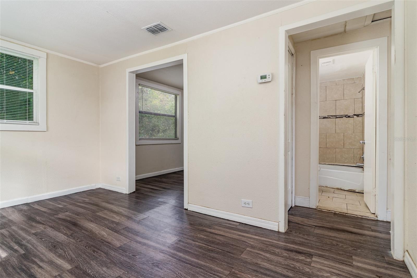 L C COXS ADD - Residential