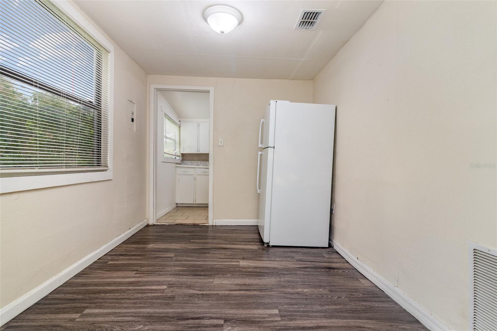 L C COXS ADD - Residential