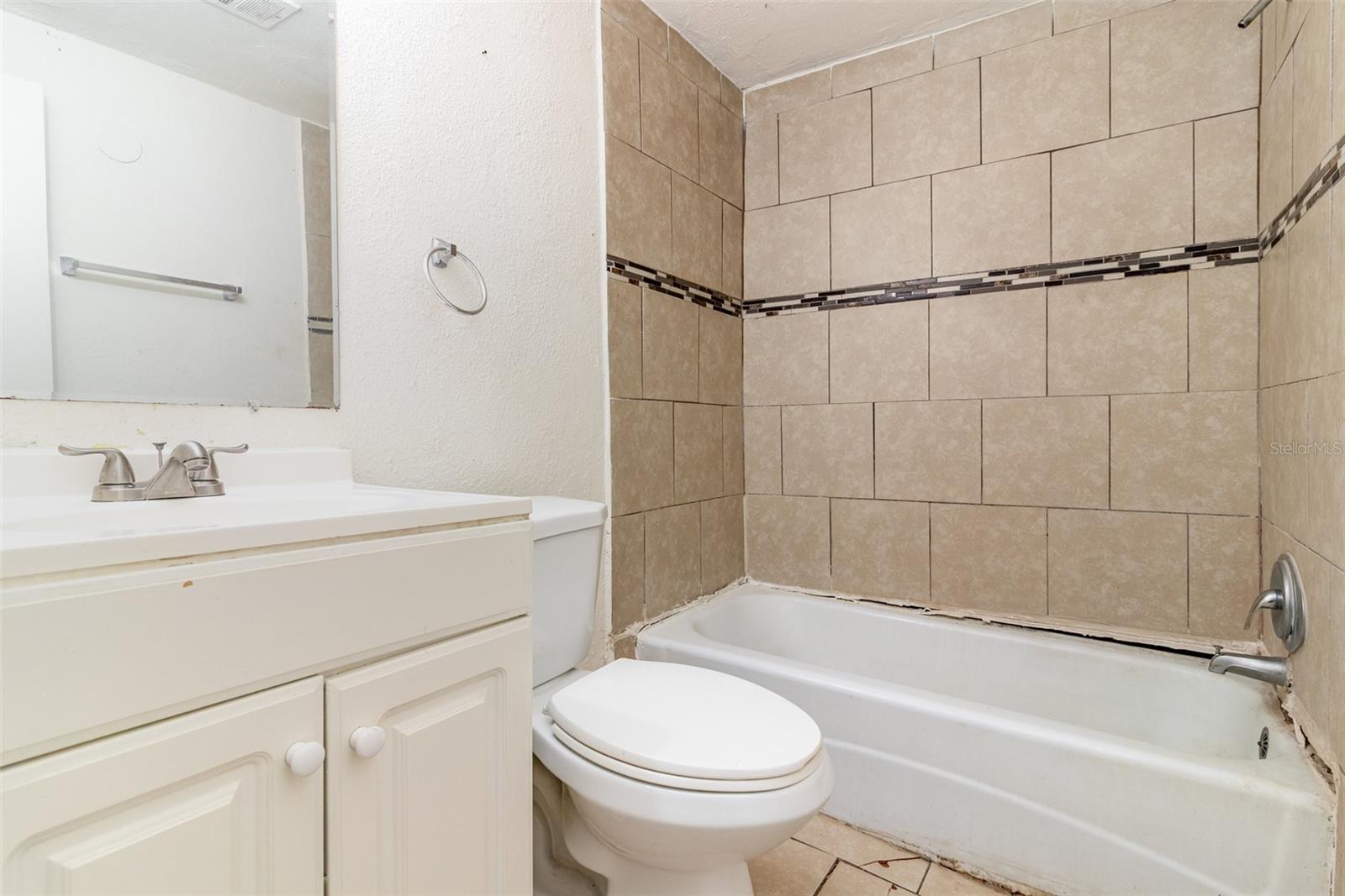 L C COXS ADD - Residential