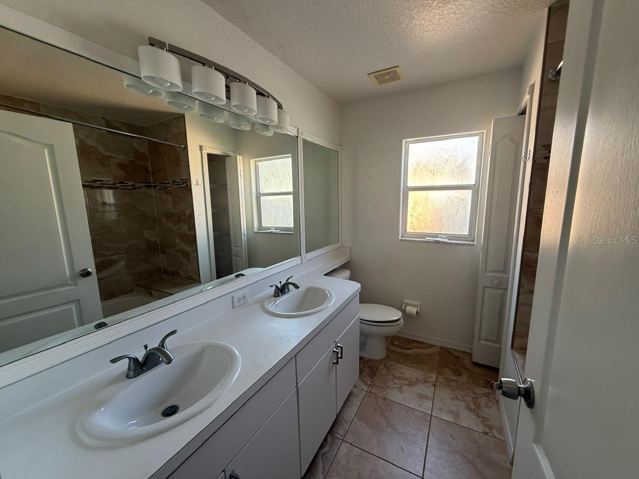 BRANDON BROOK PH IX A & B - Residential