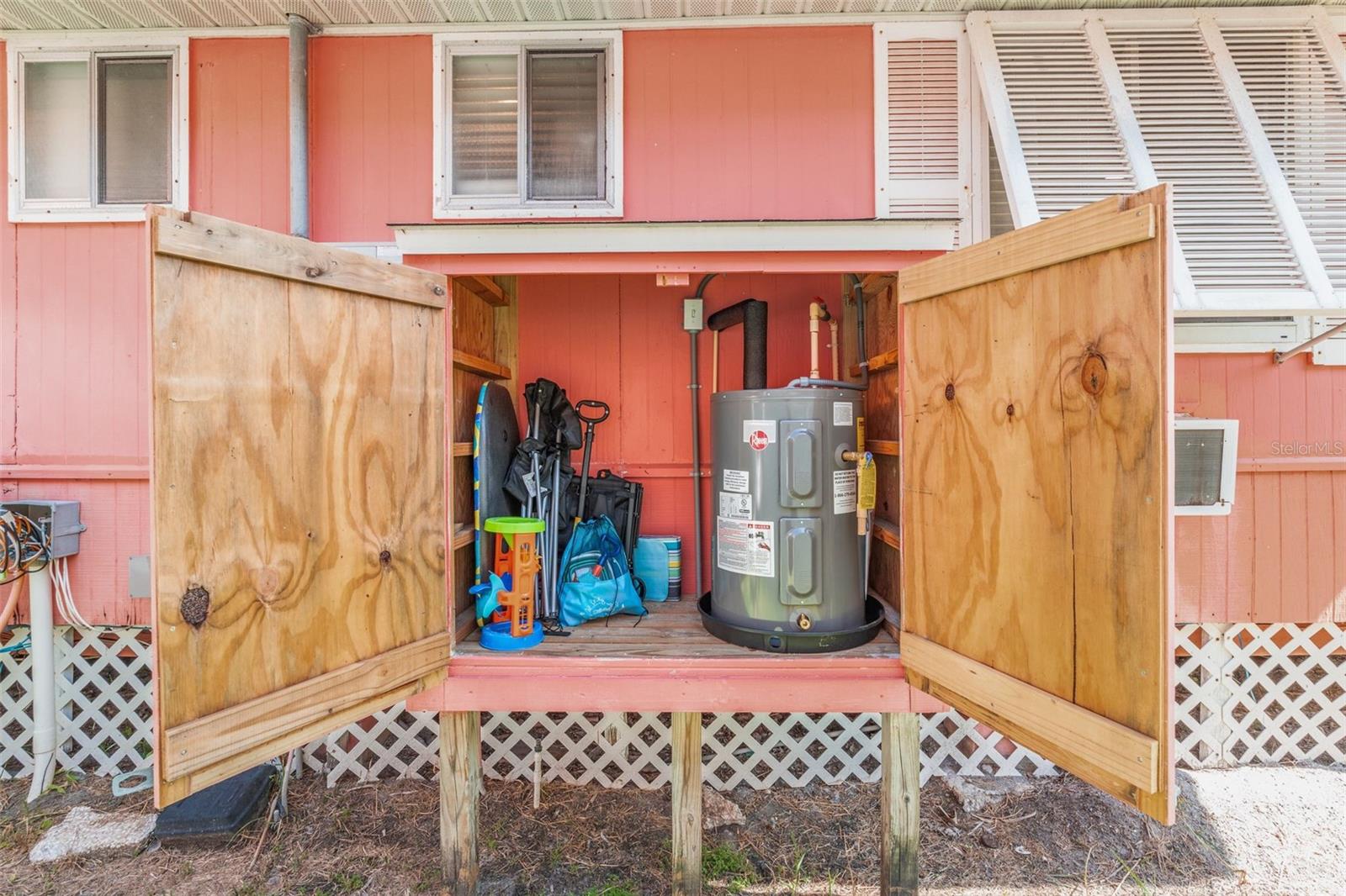 TRADEWINDS - Residential Lease