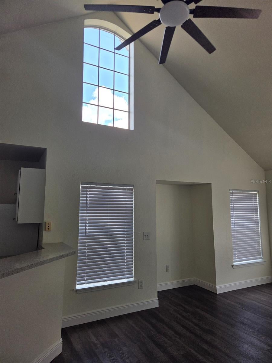 9141 LEE VISTA BOULEVARD 308